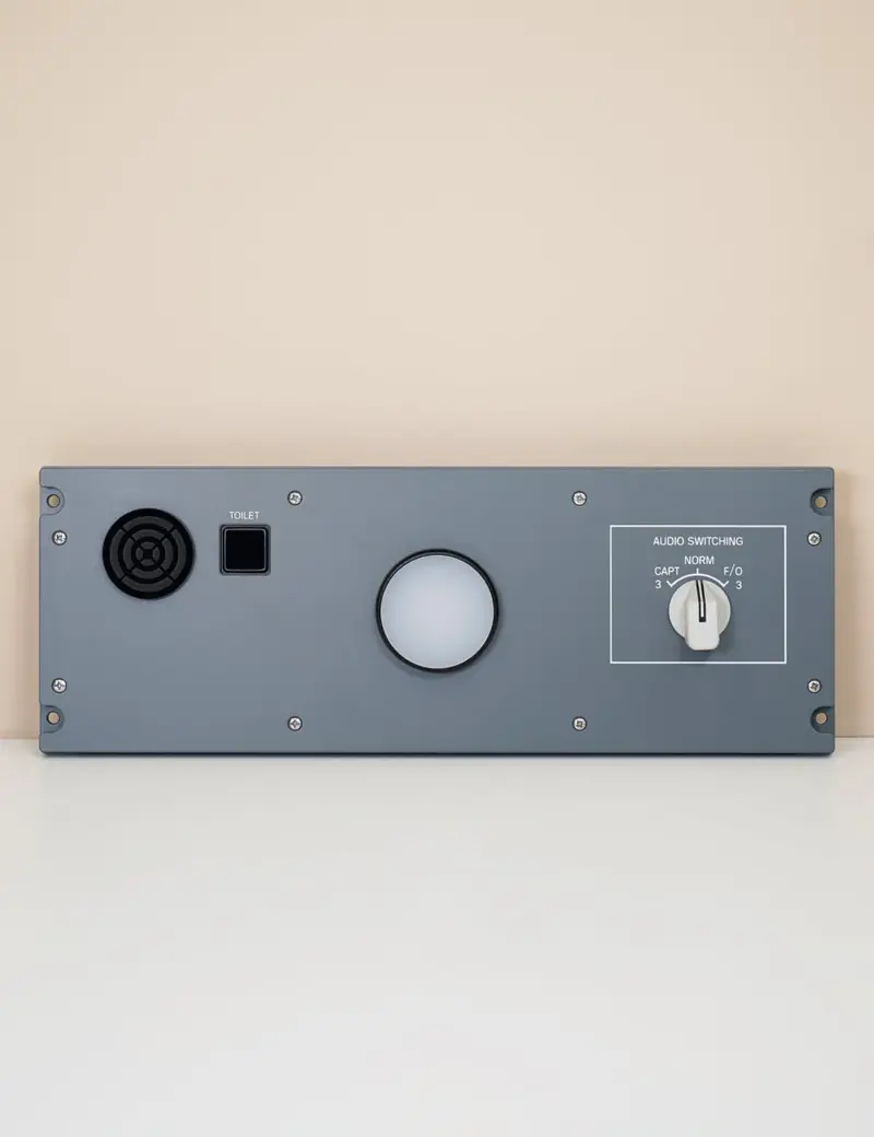 A32x - Homeline Aft Pedestal Lt Panel (74Vu) 1
