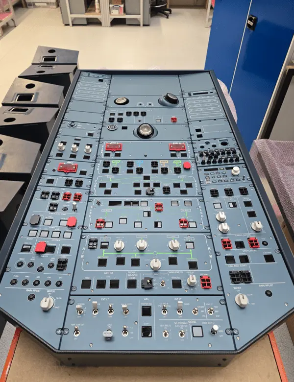 A33x - Oemrline Hyd Fuel Panel (245Vu) 1