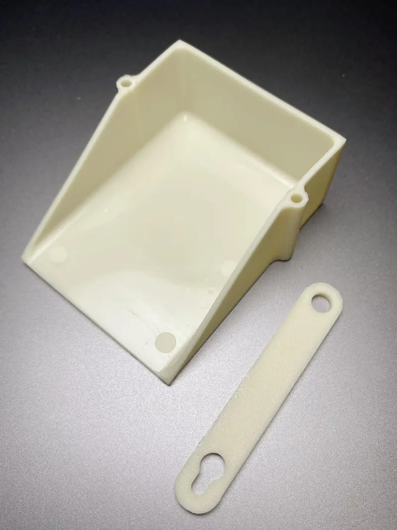 Fan Rc Battery Hold Down 1