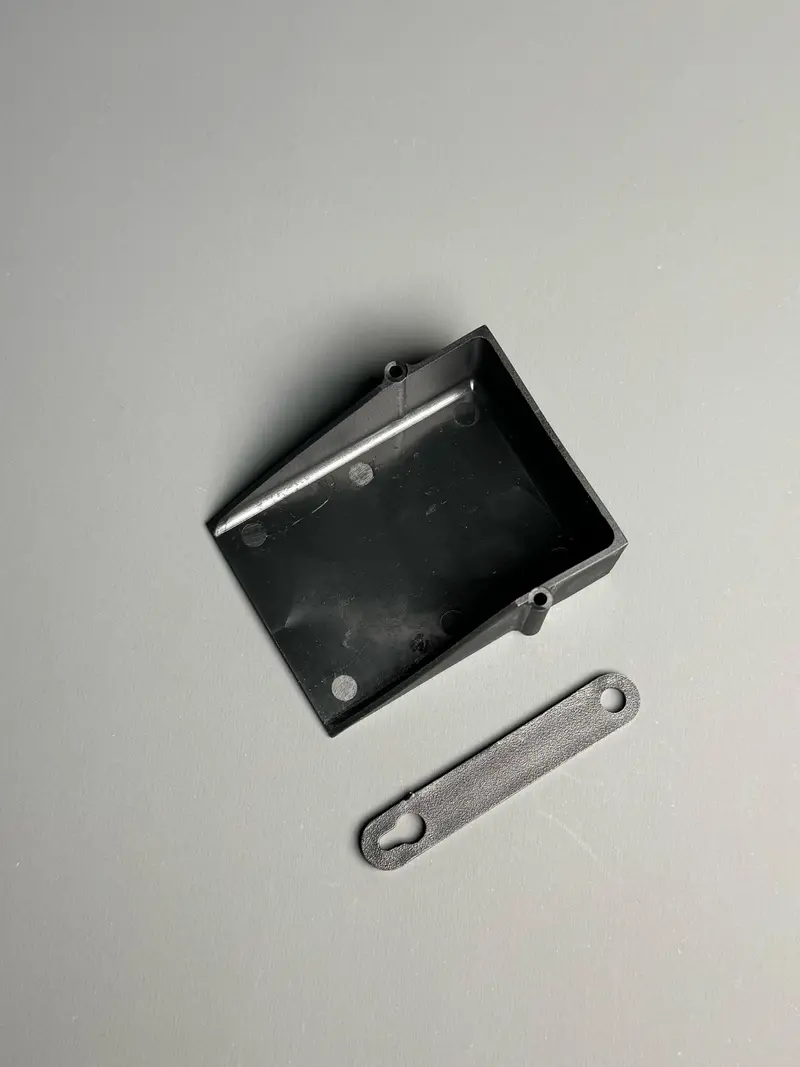 Fan Rc Battery Hold Down 2