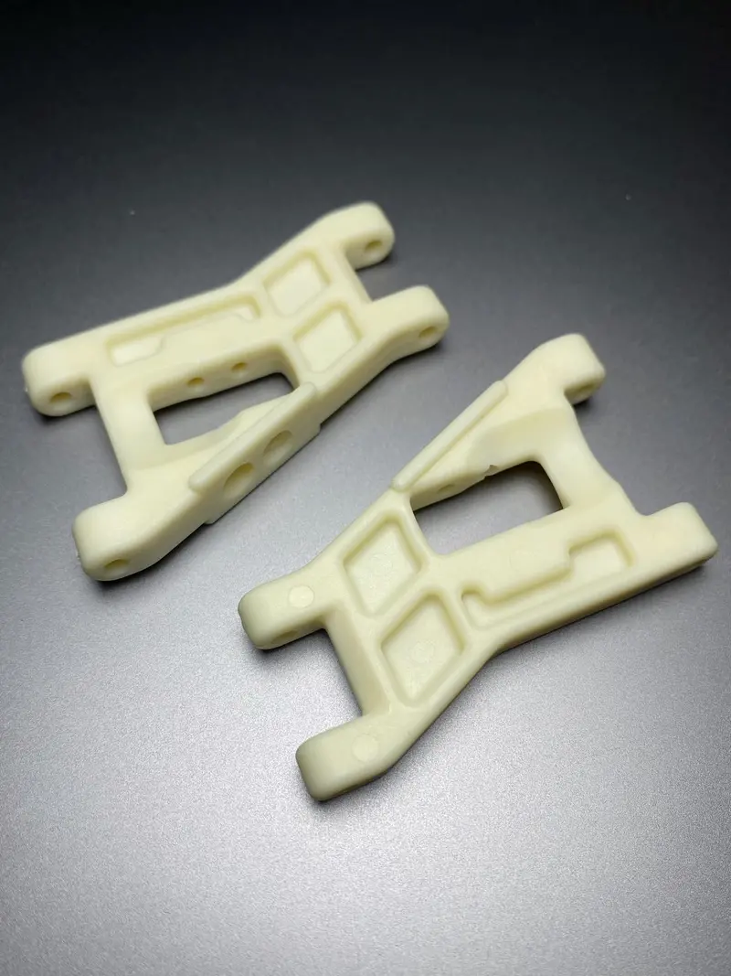 Fan Rc Worlds Front Arms, Fits Rc10 1