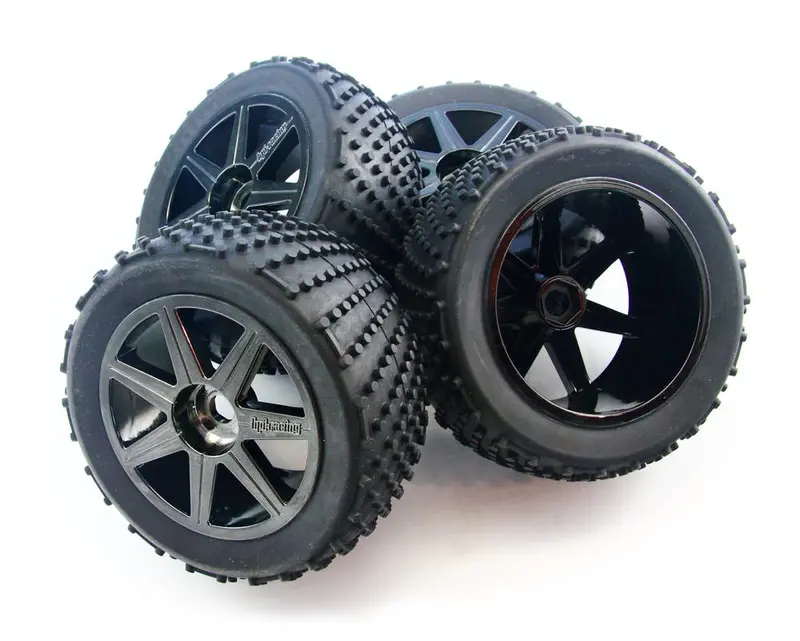 Hpi Racing 1/8 Trophy Truggy Flux 17Mm Hex Wheels & Tires 1