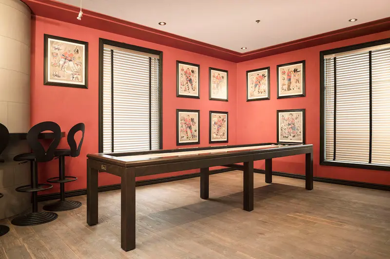 La Condo Shuffleboard Table 1