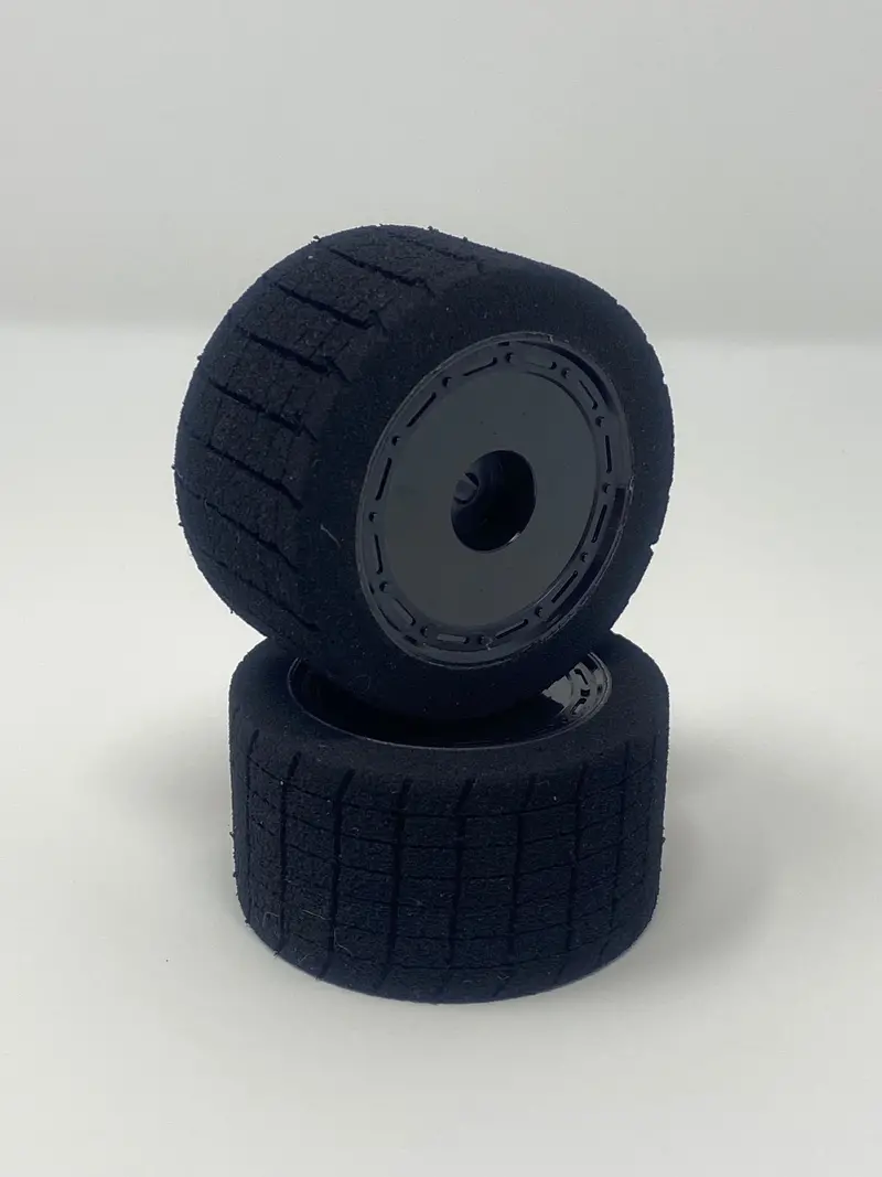 Mark Cuts – Bsr Racing Dirt Oval Cw/Gfrp Rear Foam Tires 1