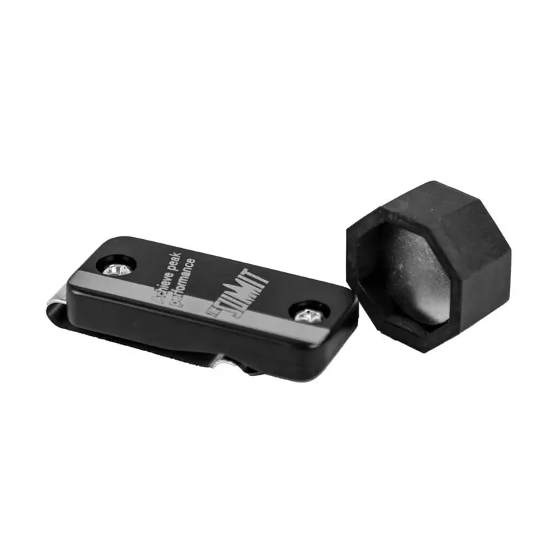 Summit Magnetic Octagone Chalk Holder 1