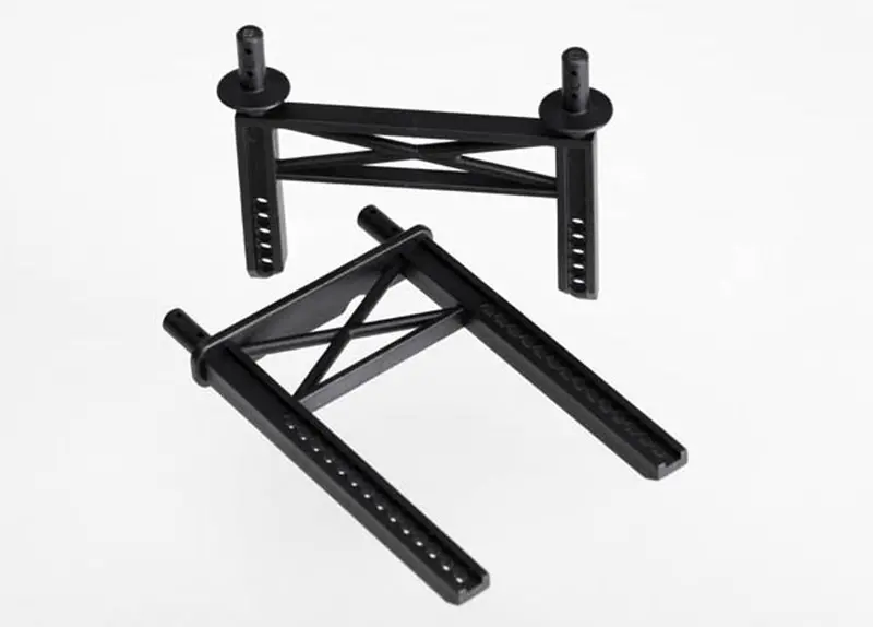 Traxxas Front/Rear Body Mounts, 7215 1